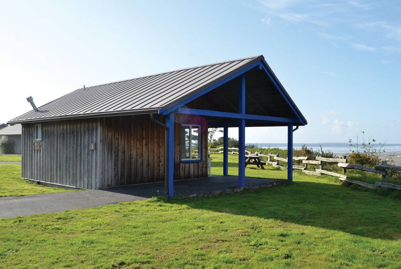 Pull right up to a Bluff Cabin at Kalaloch Lodge for covered parking and a view of the ocean.