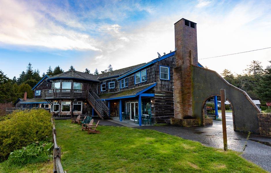 Exterior view of The Kalaloch Lodge
