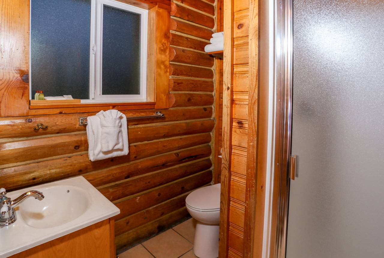 All Kalaloch Cabins feature private bathrooms.
