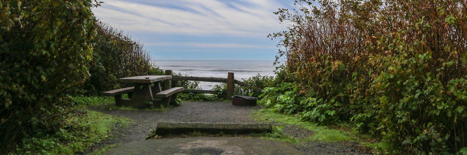 The nearby group campsite overlooks the ocean. Campers can pick up camping supplies at the Kalaloch Mercantile at the Lodge.