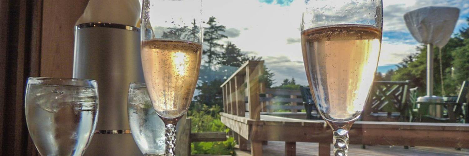 See our Event Calendar for a list of fun events to celebrate at Kalaloch Lodge.