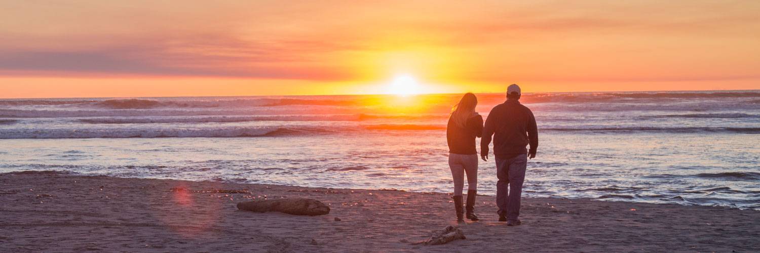 Take a relaxing beach walk on Kalaloch Beach right from your doorstep at Kalaloch Lodge.