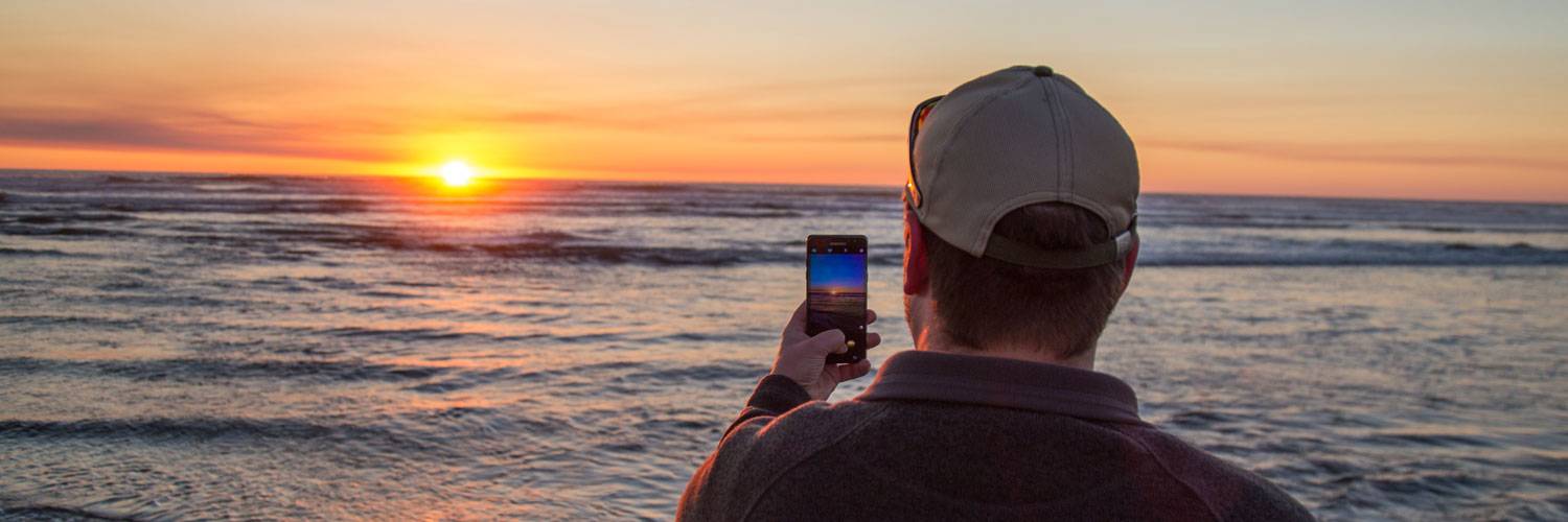 Explore all the amazing things to do in Olympic National Park from Kalaloch Lodge. Enjoying sunset on the beach is one that is only steps away.