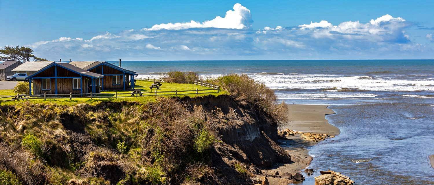 Kalaloch Lodge Bluff Cabins with a view of the Pacific Ocean