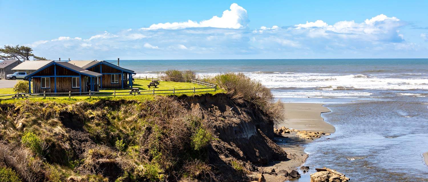 Kalaloch Lodge Bluff Cabins with a view of the Pacific Ocean